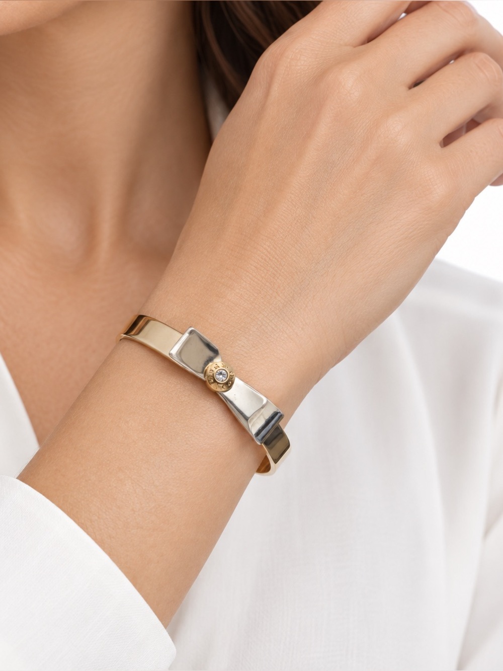 henri bendel Two-Tone Bow Cuff Bracelet in Silver and Gold